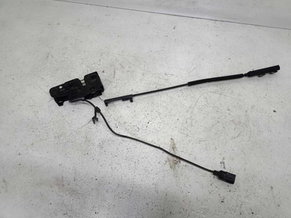 GACHE DE CAPOT AUDI A4/ A5/ Q5 2007-2016 - Vue 1